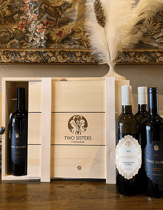 Natural pine wine crate for four bottles